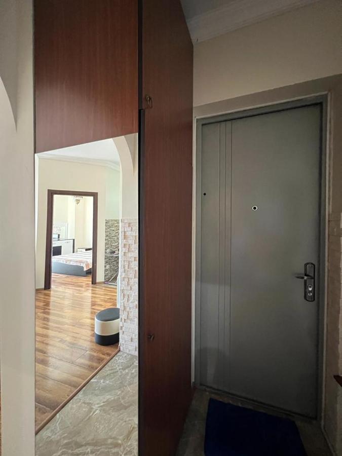 Gio Apartment Batumi Exterior photo