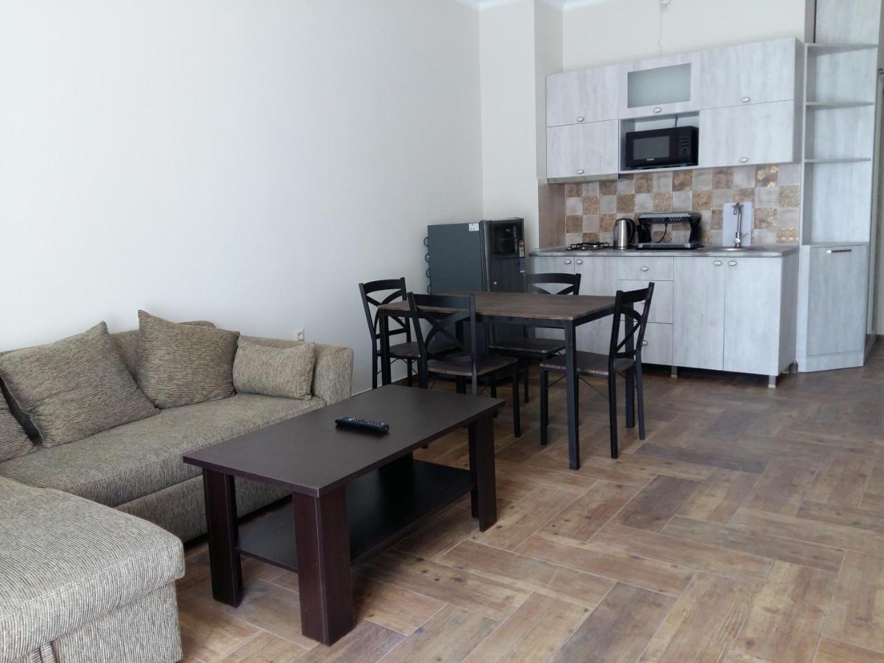Gio Apartment Batumi Exterior photo